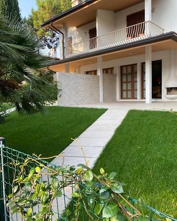 Villa Delle Terme Lignano Sabbiadoro Kültér fotó