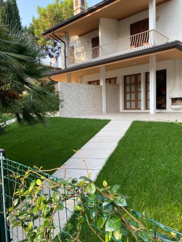 Villa Delle Terme Lignano Sabbiadoro Kültér fotó